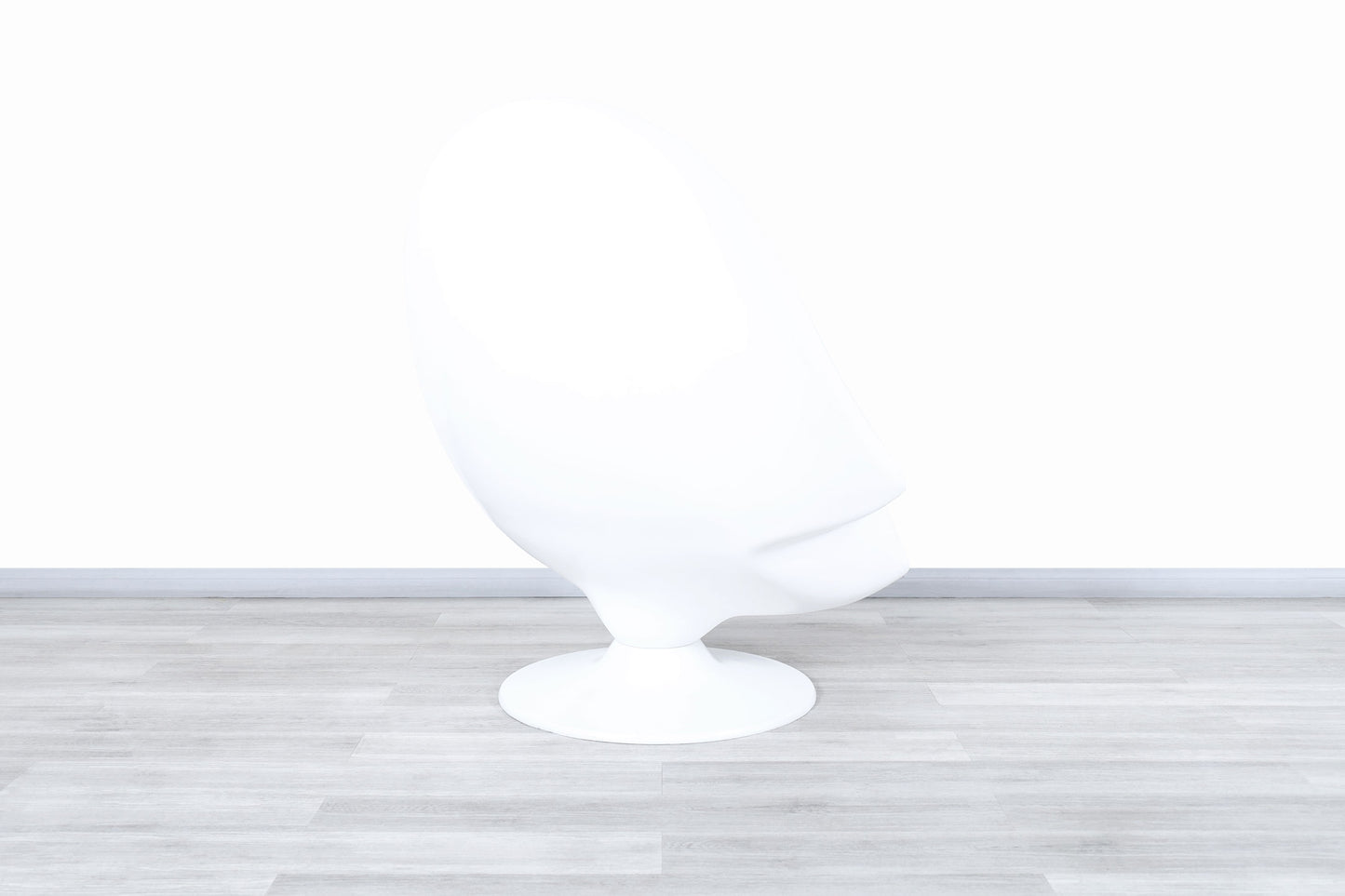 American Space Age Fiberglass "Egg" Swivel Chair