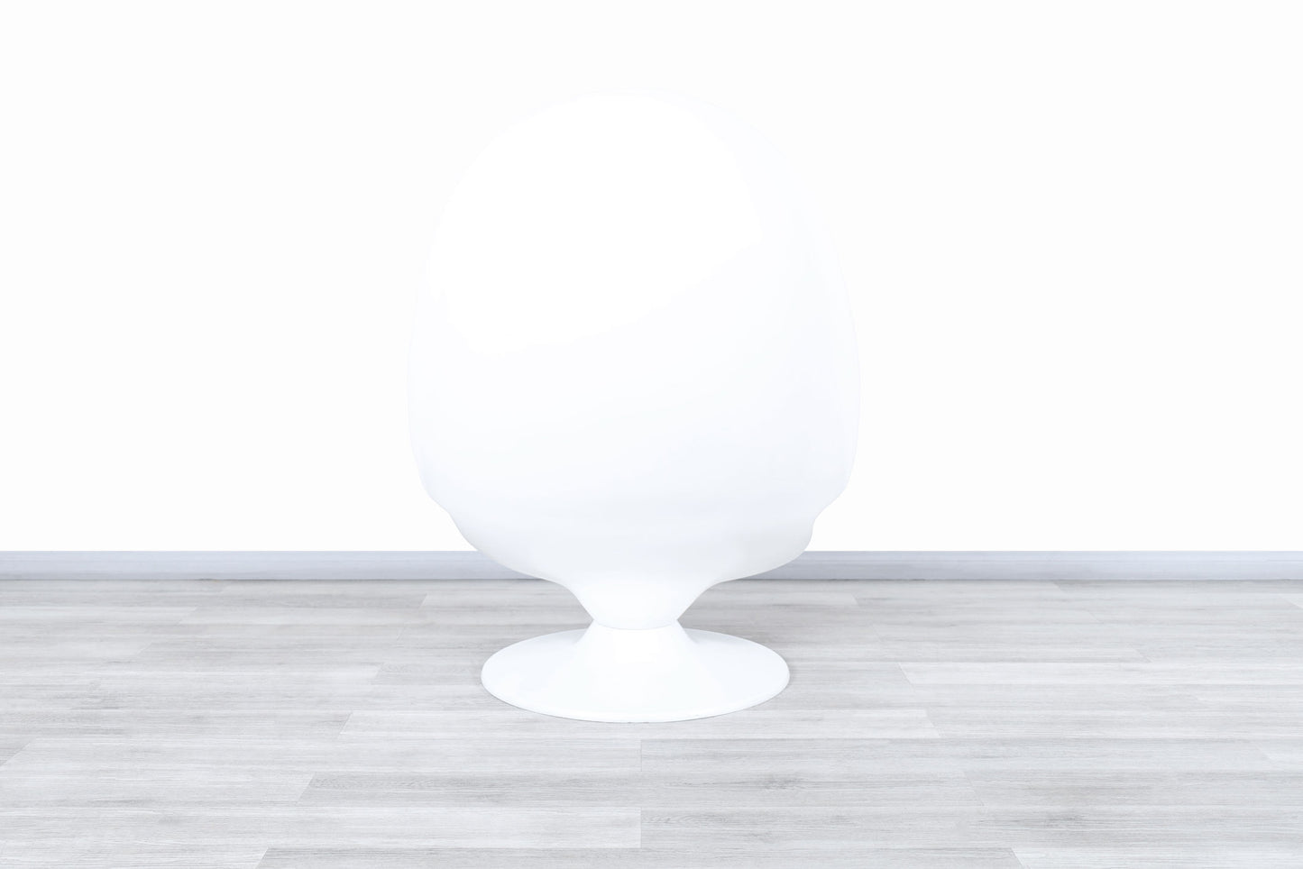 American Space Age Fiberglass "Egg" Swivel Chair