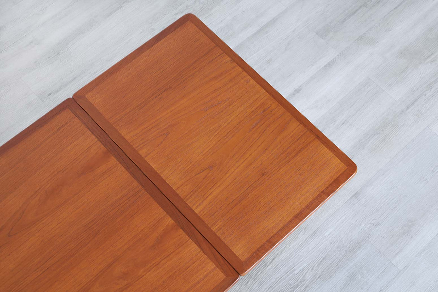 Danish Modern AT-304 Dining Table by Hans J. Wegner in Teak and Oak