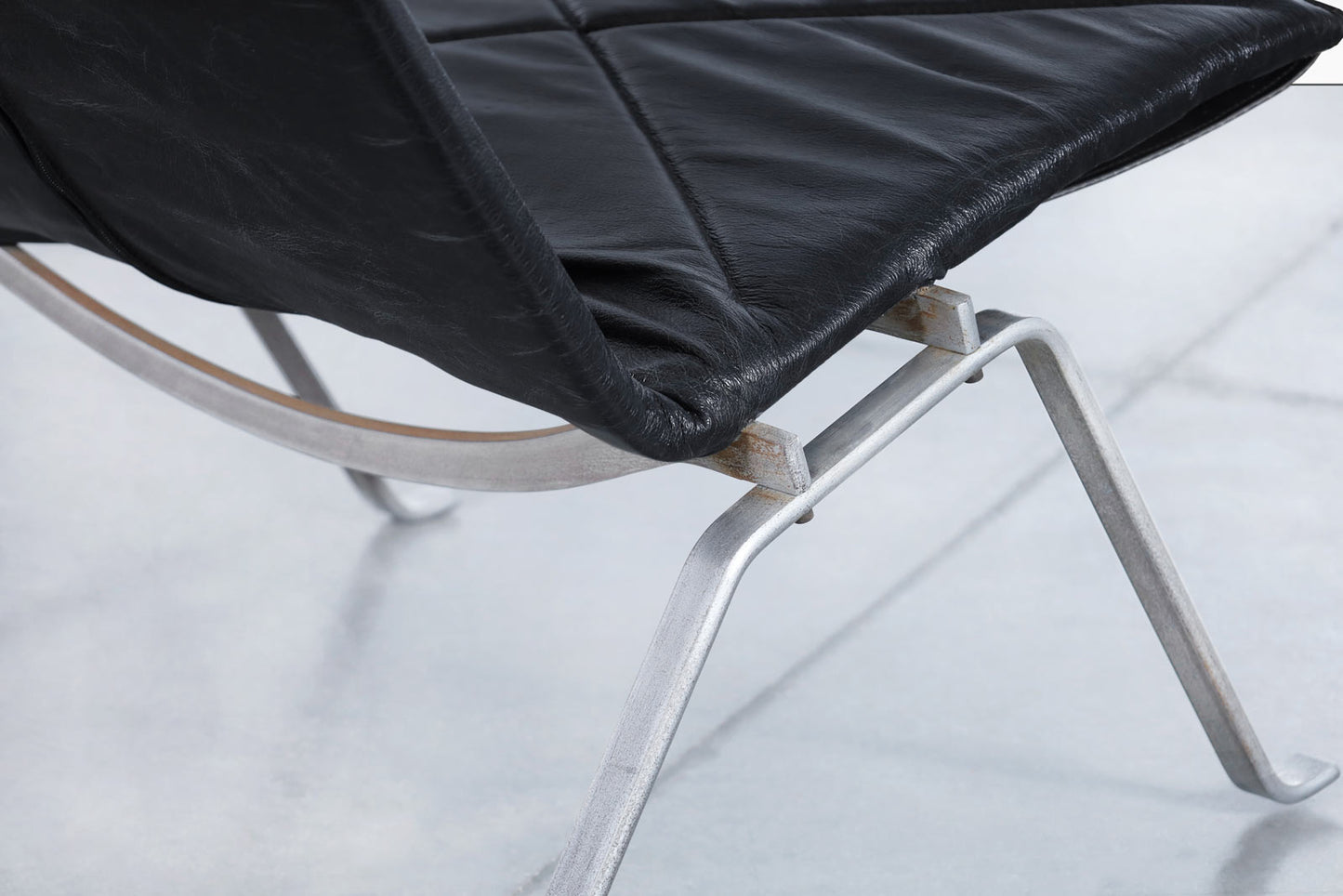 Early Leather PK22 Lounge Chairs by Poul Kjearholm for E. Kold Christensen