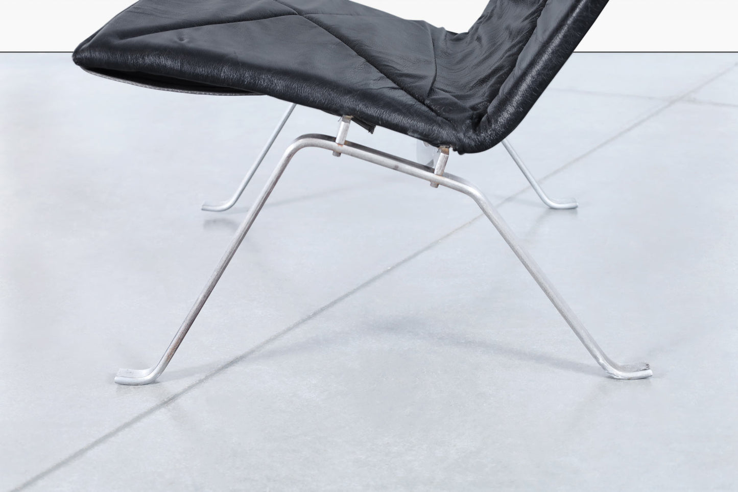 Early Leather PK22 Lounge Chairs by Poul Kjearholm for E. Kold Christensen