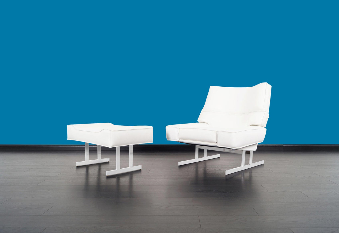 Mid-Century Leather and Chrome Reclining Lounge Chair and Ottoman
