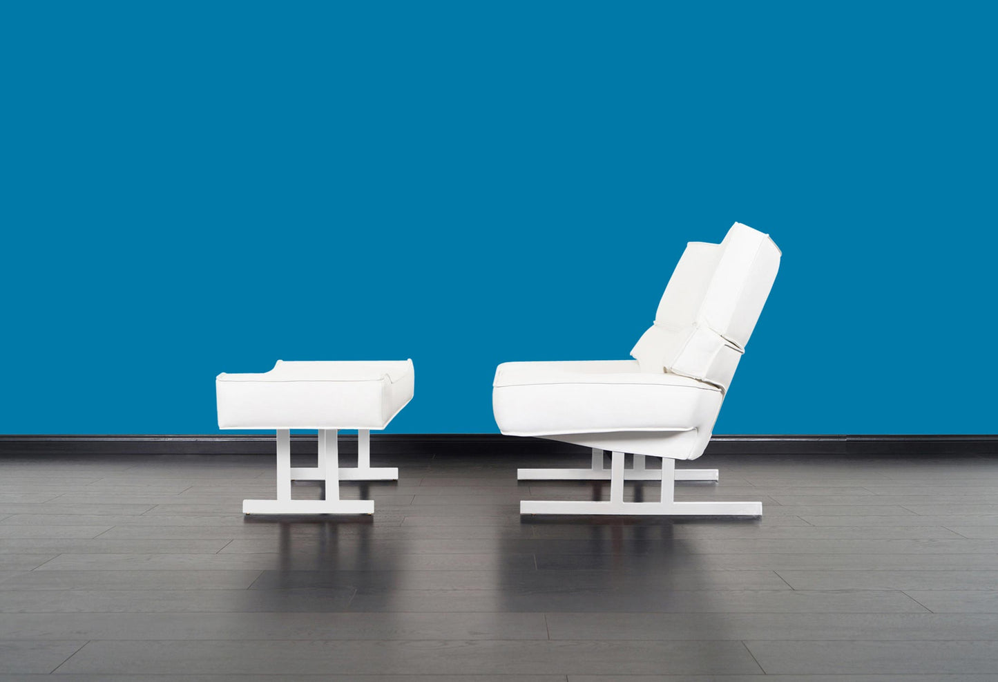 Mid-Century Leather and Chrome Reclining Lounge Chair and Ottoman