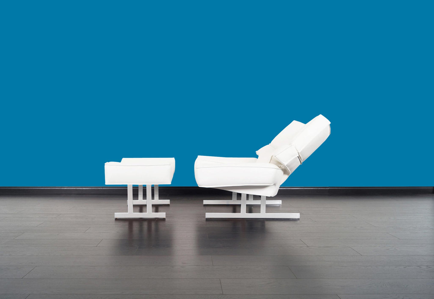 Mid-Century Leather and Chrome Reclining Lounge Chair and Ottoman