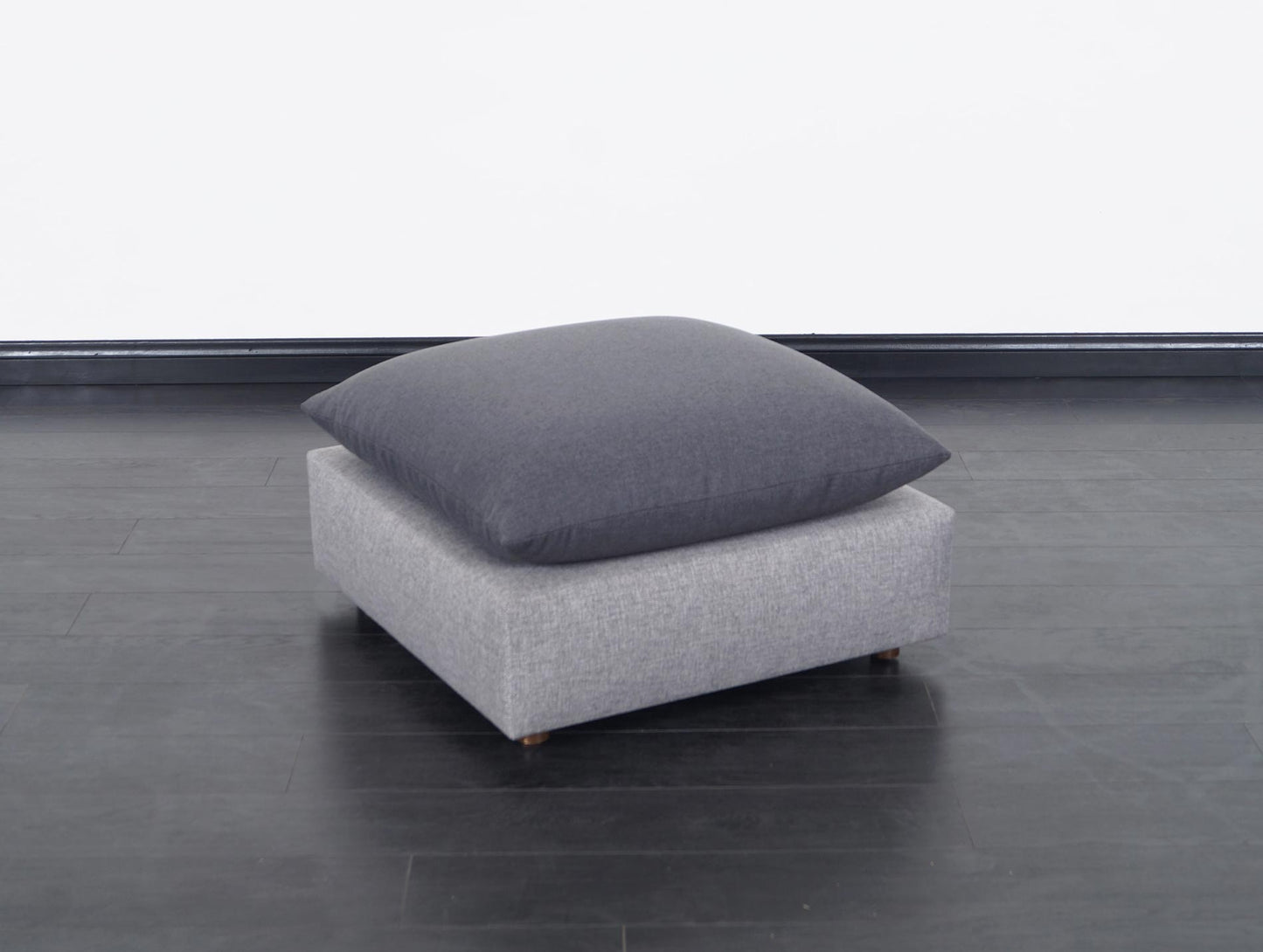 Mid-Century Modern Lounge Chair & Ottoman