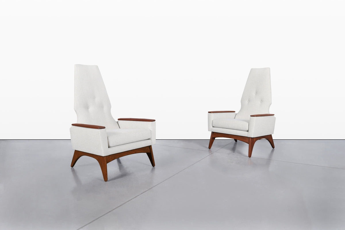 Mid-Century Modern Sculptural Walnut Lounge Chairs by Kroehler