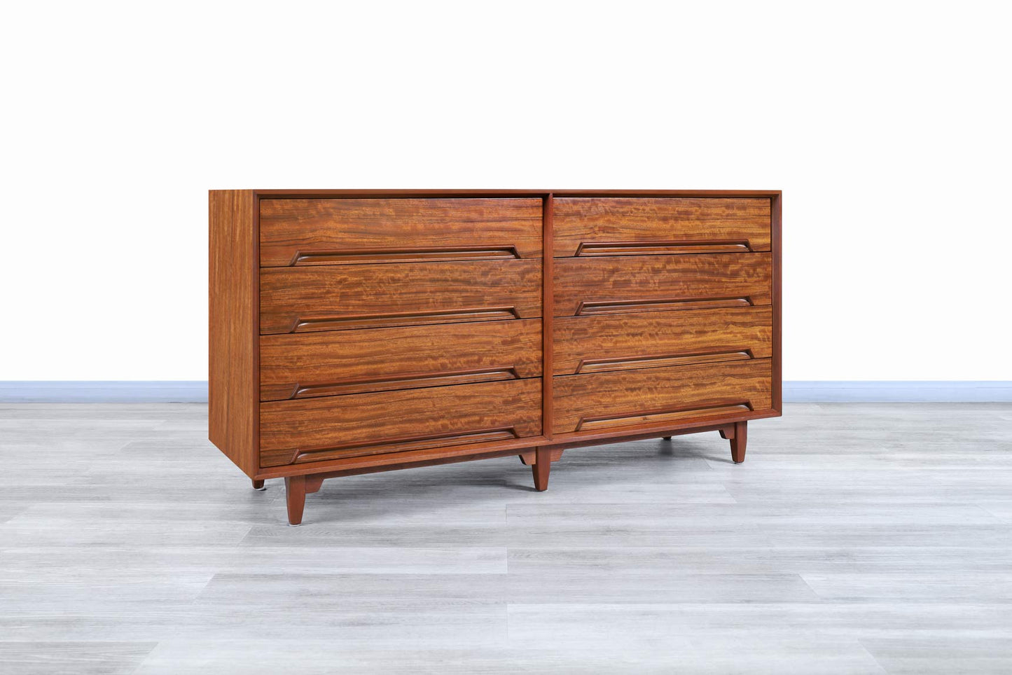 Mid-Century "Perspective" Dresser by Milo Baughman for Drexel