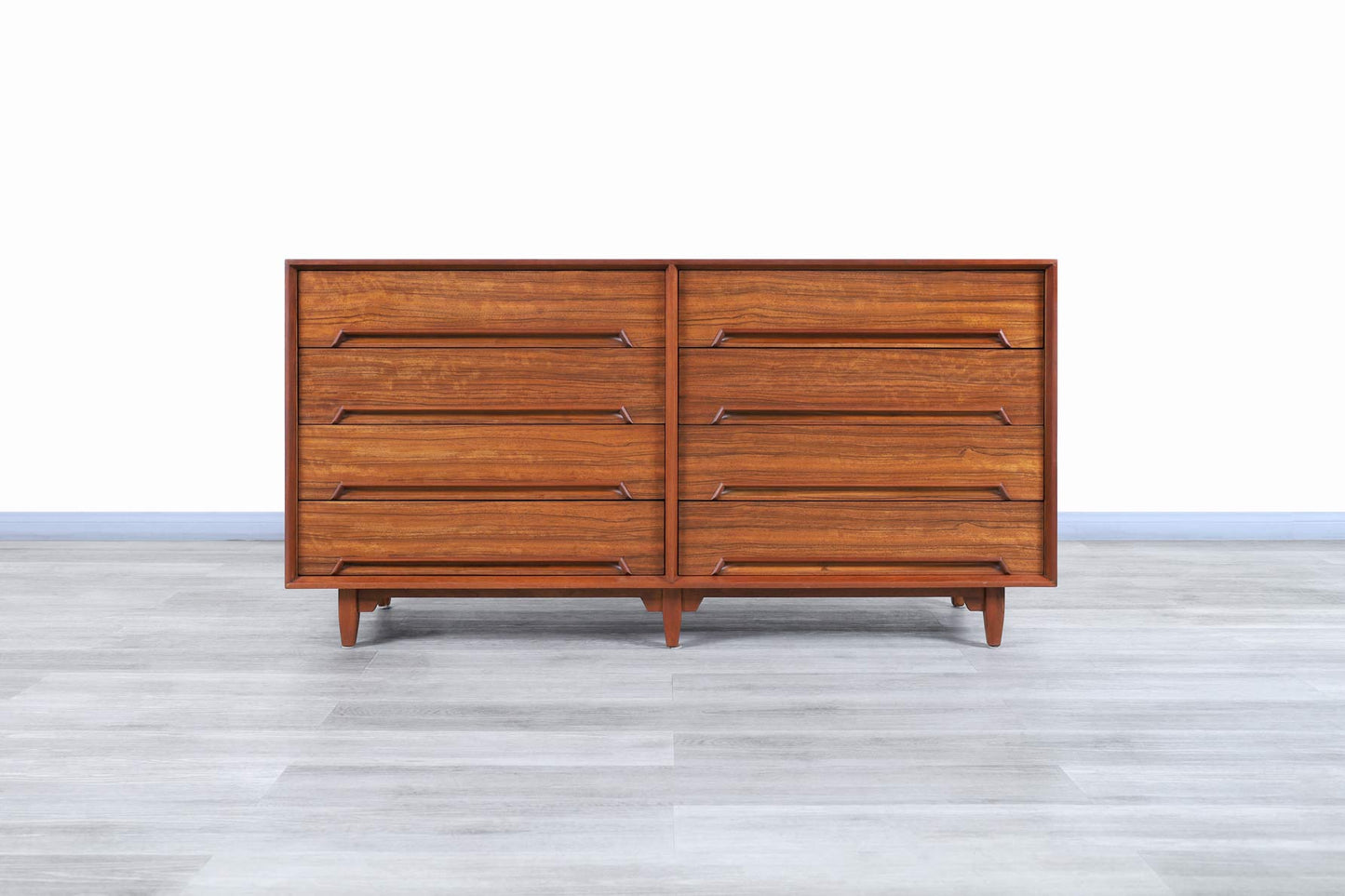 Mid-Century "Perspective" Dresser by Milo Baughman for Drexel
