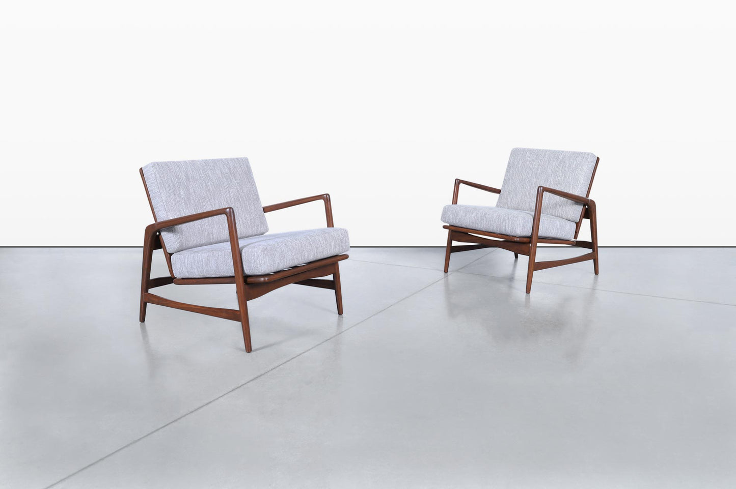 Mid-Century Walnut Reclining Lounge Chairs by Ib Kofod Larsen for Selig