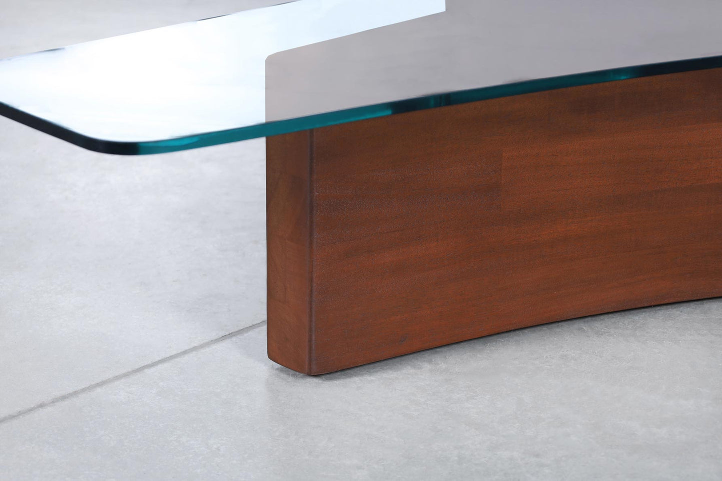 Mid-Century Walnut Biomorphic Coffee Table Attributed to Vladimir Kagan
