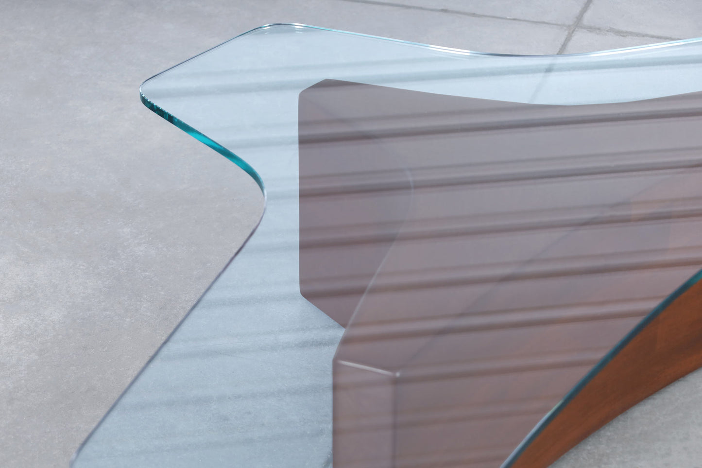 Mid-Century Walnut Biomorphic Coffee Table Attributed to Vladimir Kagan