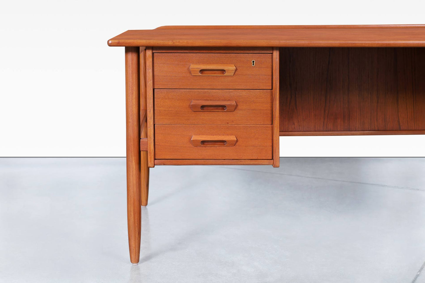 Scandinavian Modern Teak Desk by Goran Strand for Lelangs Møbelfabrik