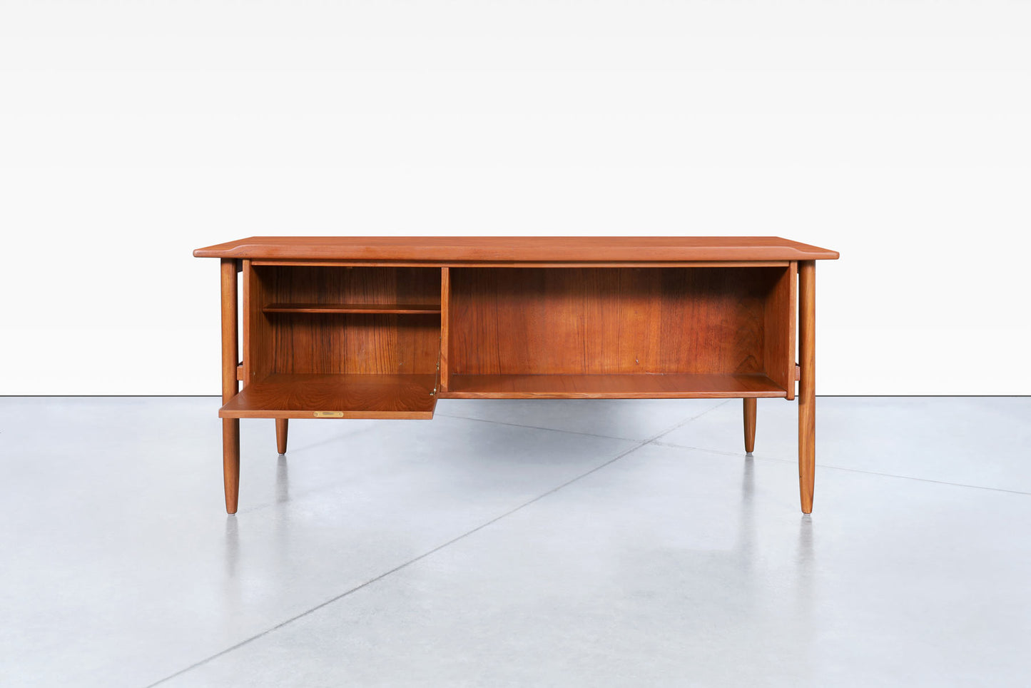Scandinavian Modern Teak Desk by Goran Strand for Lelangs Møbelfabrik