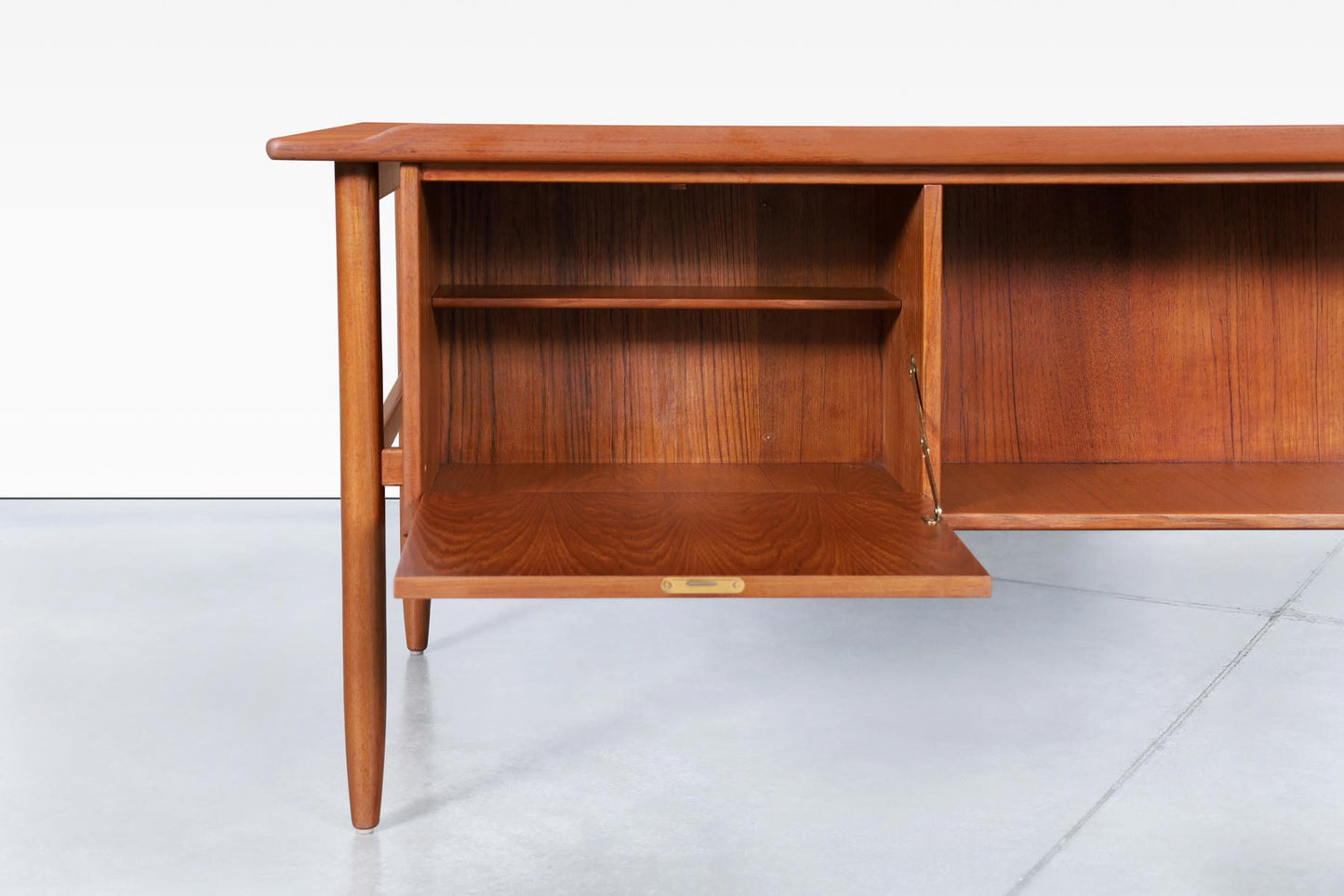 Scandinavian Modern Teak Desk by Goran Strand for Lelangs Møbelfabrik