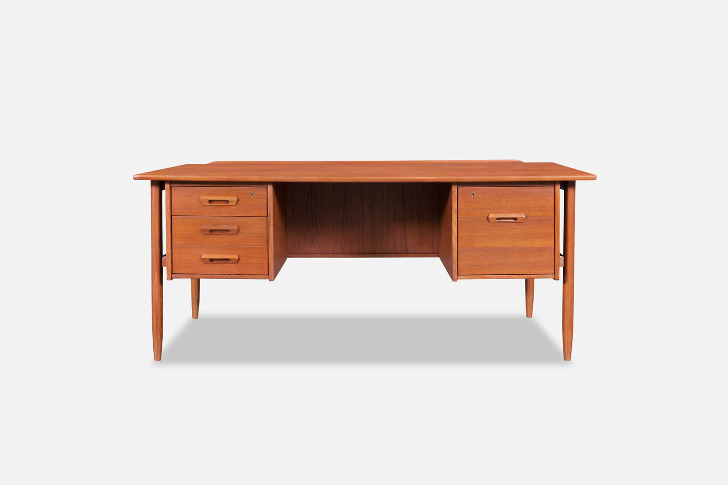 Scandinavian Modern Teak Desk by Goran Strand for Lelangs Møbelfabrik
