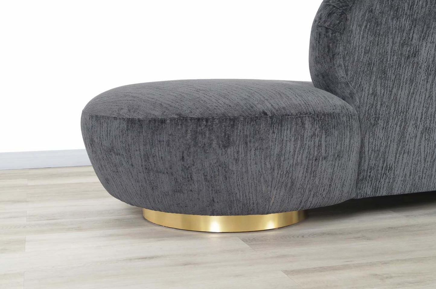 Mid-Century Modern Serpentine Sofa in the Style of Vladimir Kagan