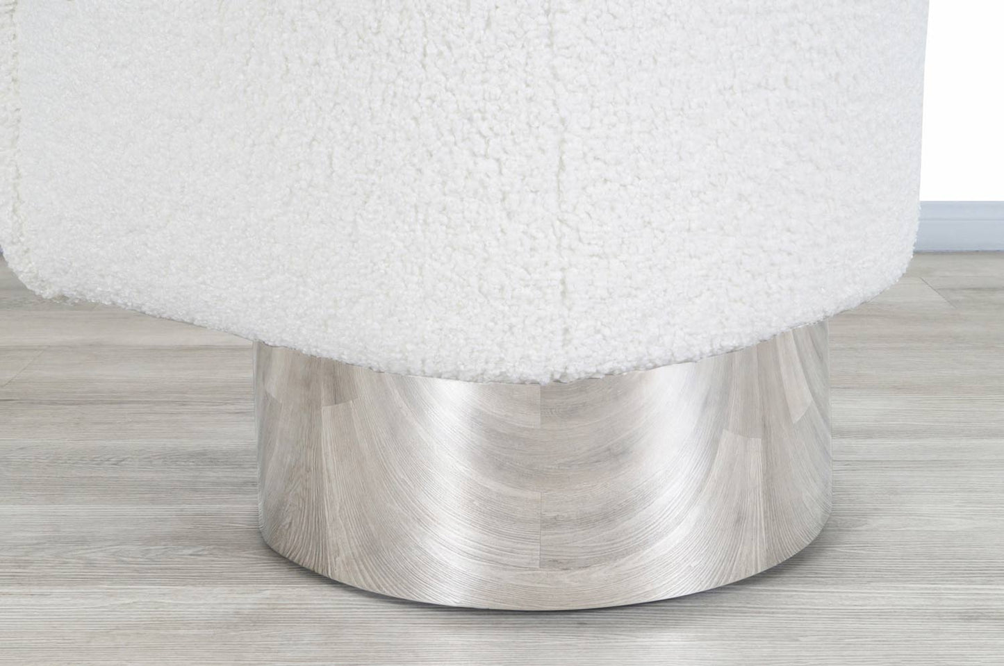 Mid-Century Chrome Swivel Lounge Chair by Leon Rosen for Pace Collection