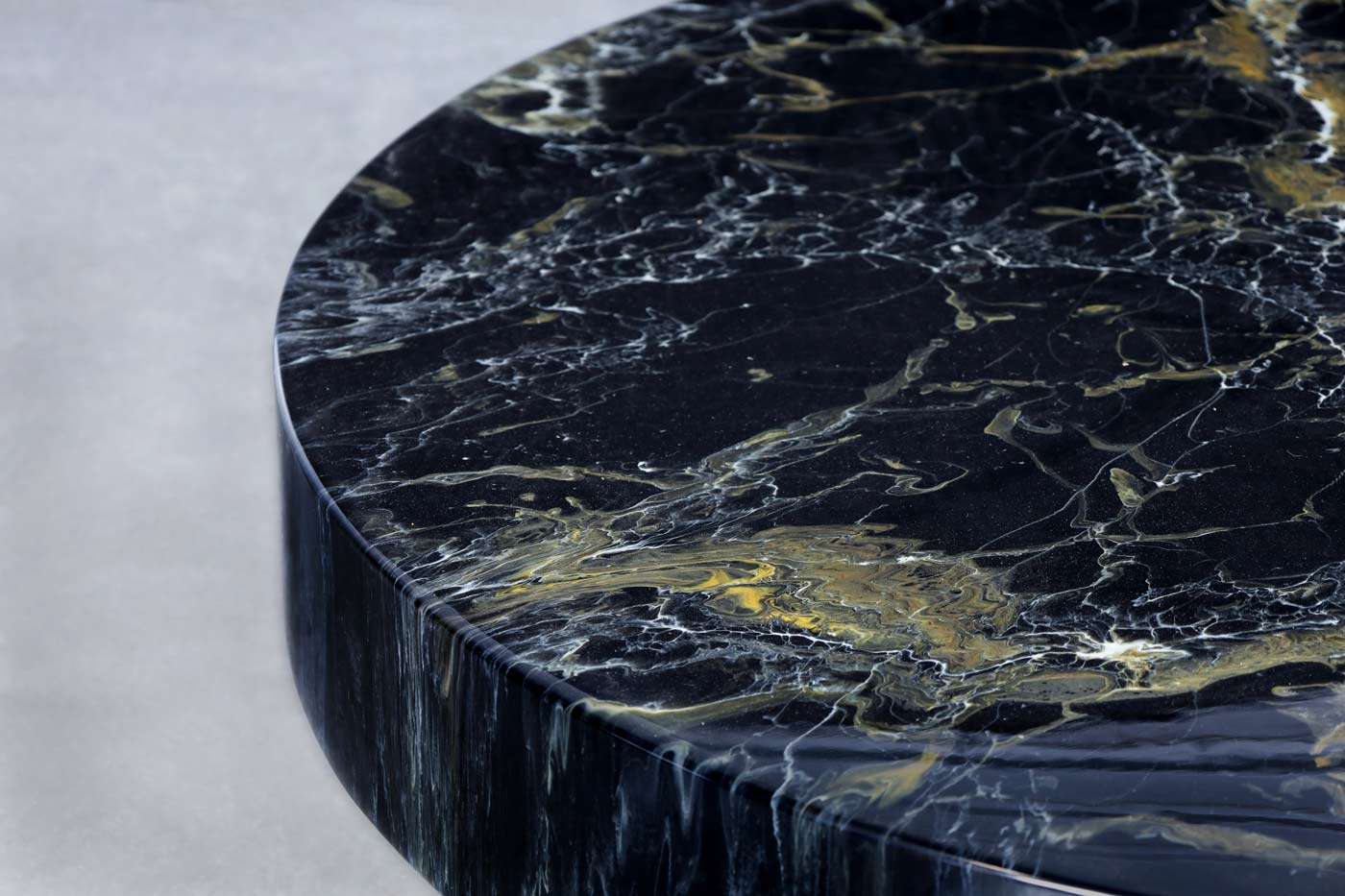 Vintage Italian Coffee Table by Willy Rizzo