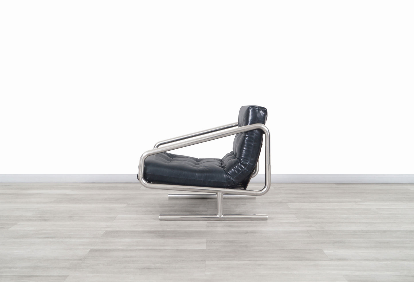 Mid-Century Modern Leather and Aluminum Lounge Chairs