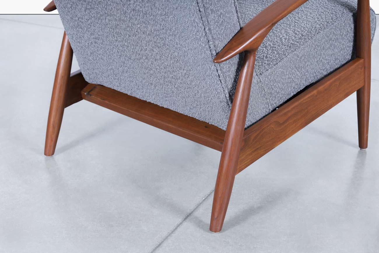 Vintage Walnut Reclining Lounge Chair by Milo Baughman for Thayer Coggin