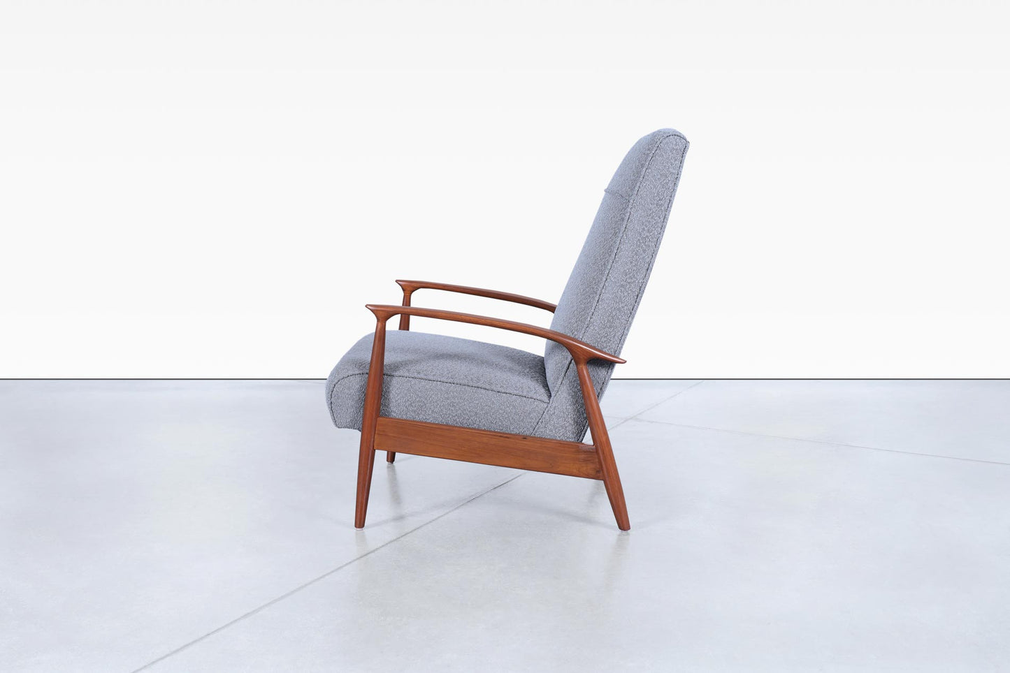 Vintage Walnut Reclining Lounge Chair by Milo Baughman for Thayer Coggin