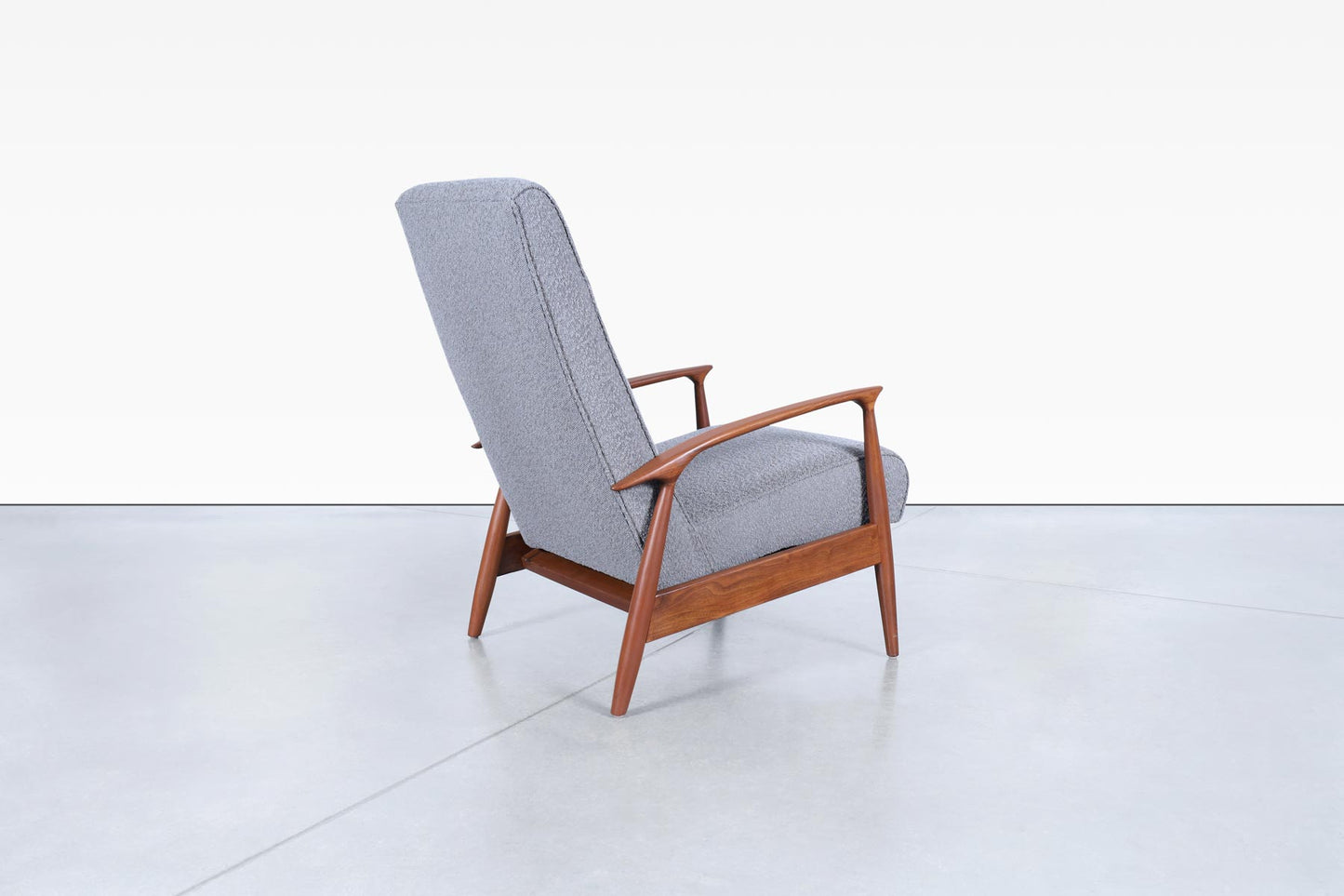 Vintage Walnut Reclining Lounge Chair by Milo Baughman for Thayer Coggin