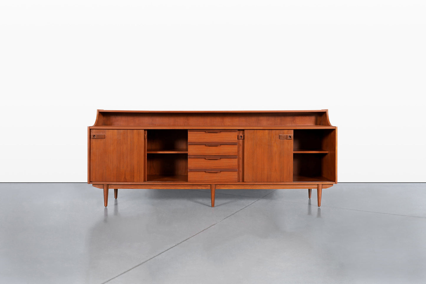 Mid-Century Modern English Teak Credenza / Sideboard, 1960s