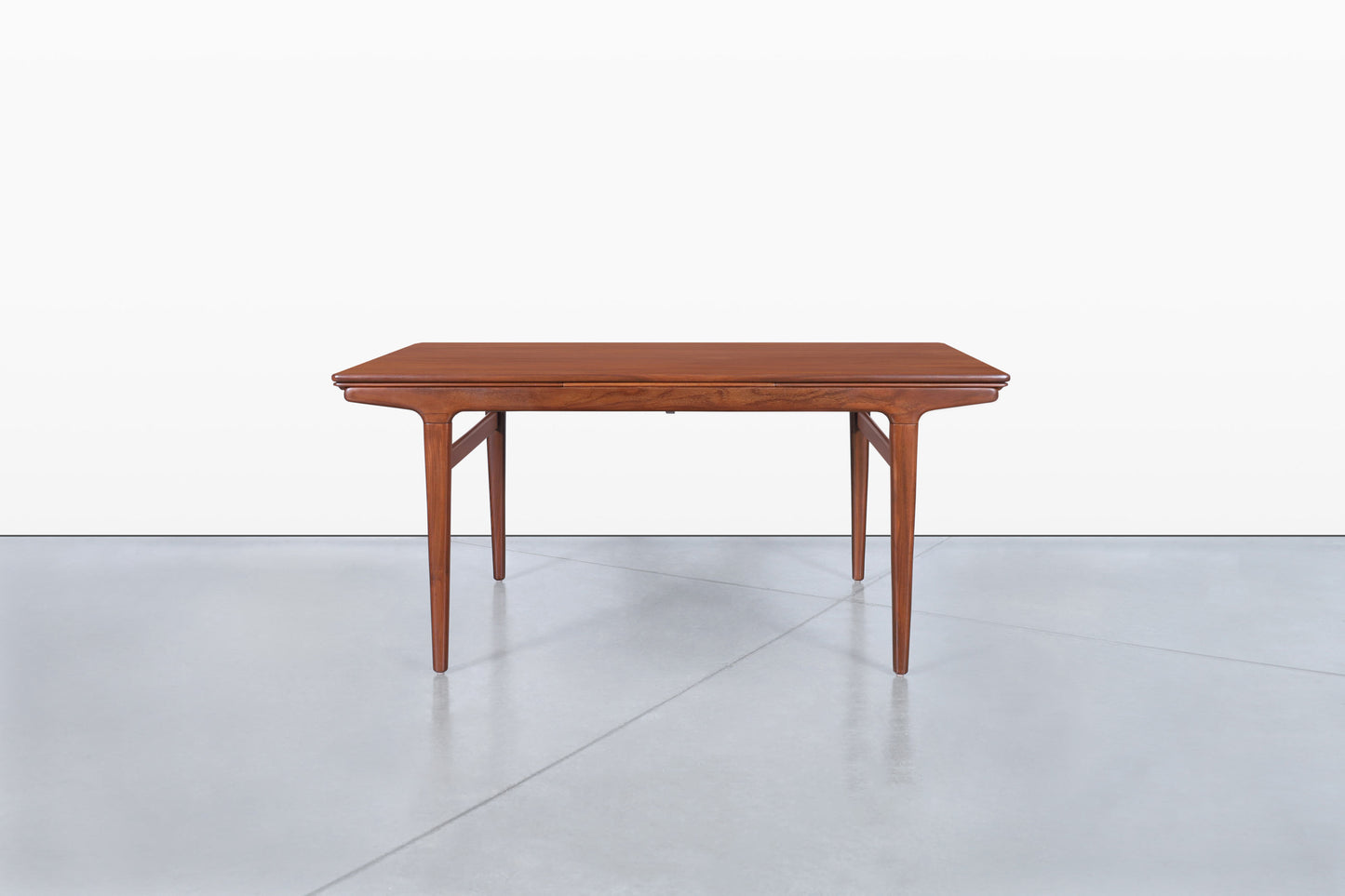Mid-Century Modern Expanding Teak Dining Table by Johannes Andersen