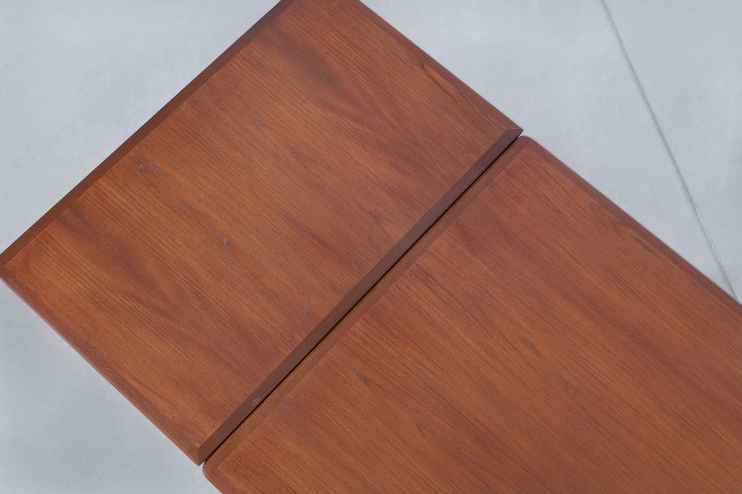 Mid-Century Modern Expanding Teak Dining Table by Johannes Andersen