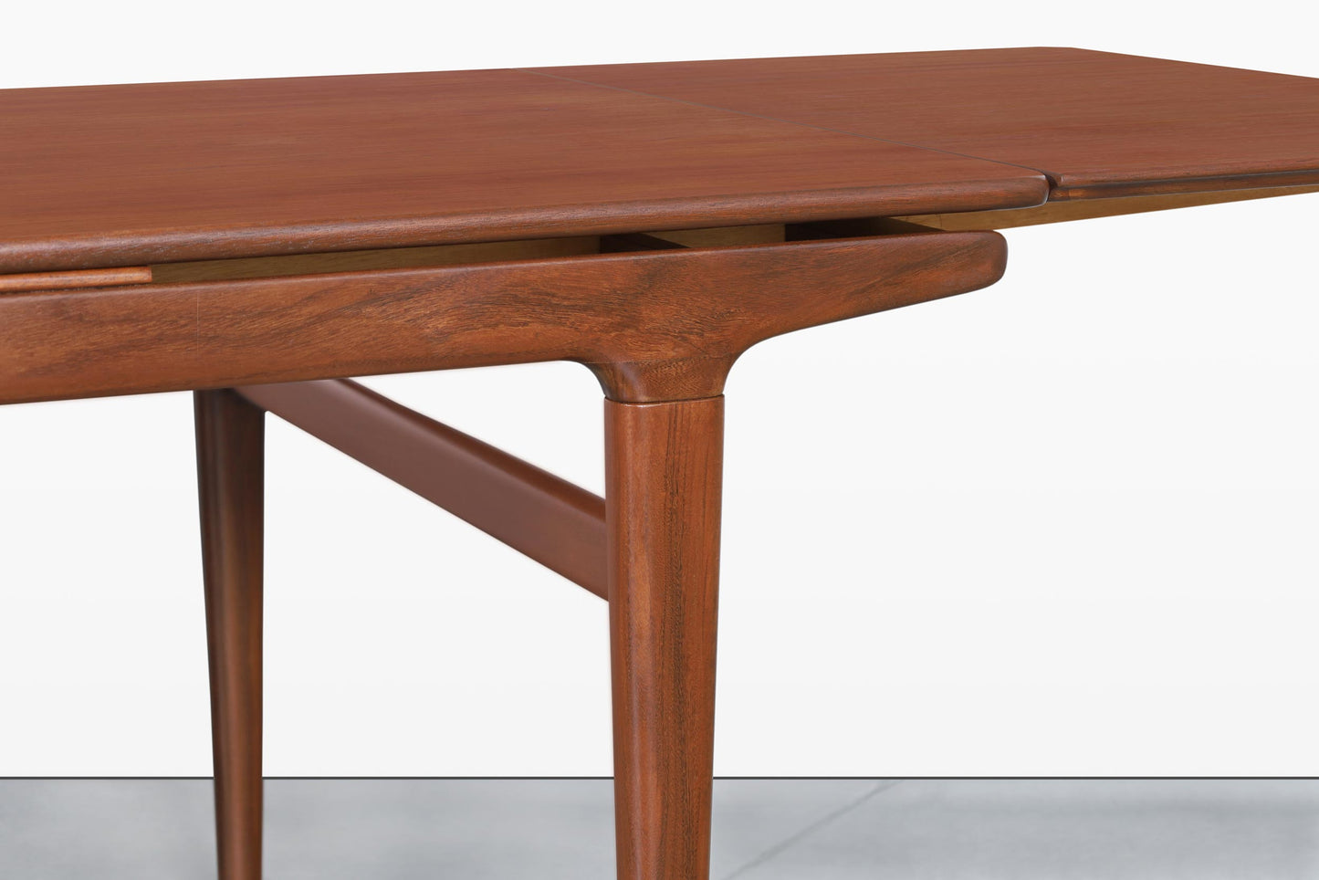 Mid-Century Modern Expanding Teak Dining Table by Johannes Andersen