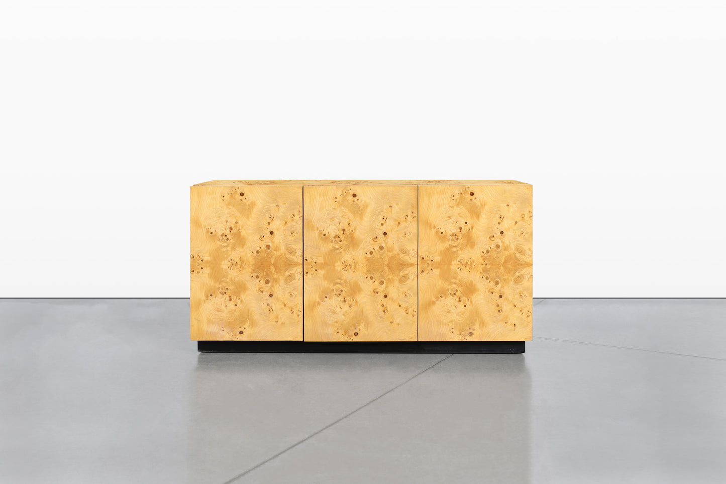 Mid-Century Modern Burl Wood Credenza by Arthur Umanoff for Dillingham