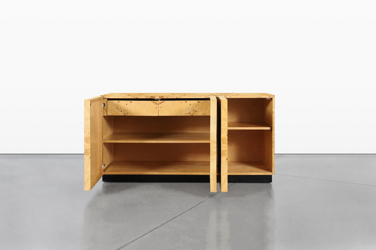 Mid-Century Modern Burl Wood Credenza by Arthur Umanoff for Dillingham