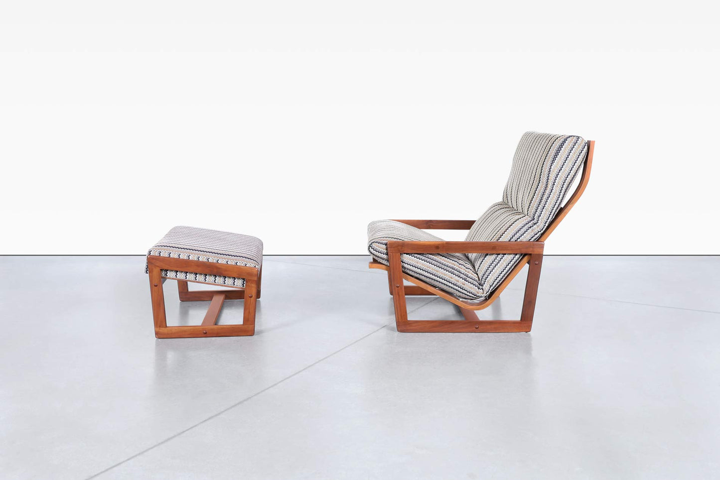Mid-Century Modern Walnut Lounge Chair and Ottoman