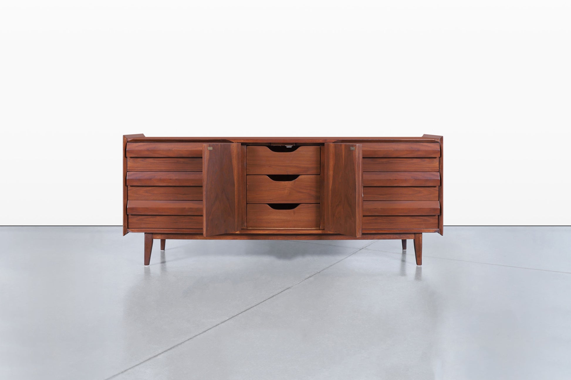 Vintage “1st Edition” Walnut Dresser by Lane – Danish Modern NoHo Vintage “1st Edition” Walnut Dresser by Lane – Danish Modern NoHo
