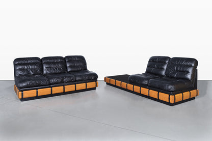 Vintage 3-Piece Modular Seating Group with Coffee Table by Haralson–Seidel
