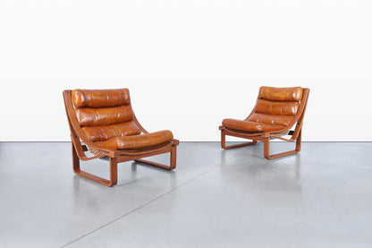 Vintage Leather and Teak T4 Lounge Chairs by Fred Lowen for Tessa
