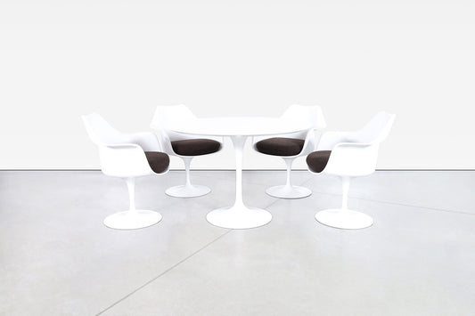 Vintage "Tulip" Dining Room Set by Eero Saarinen for Knoll