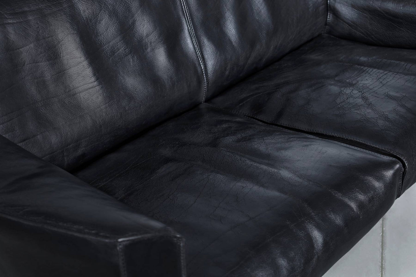 Vintage Black Leather Cab 415 Settee by Mario Bellini for Cassina